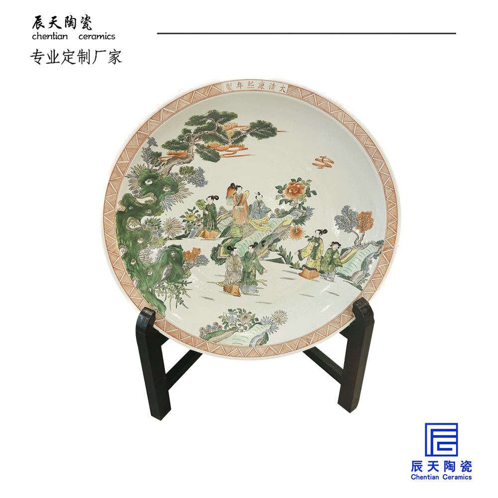 <b>客户定制 复古人物陶瓷纪念盘</b>